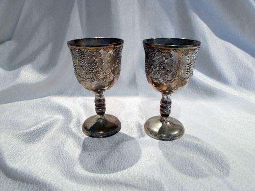 2 Silver plated Wine Goblets - Vintage - Bid Now!!